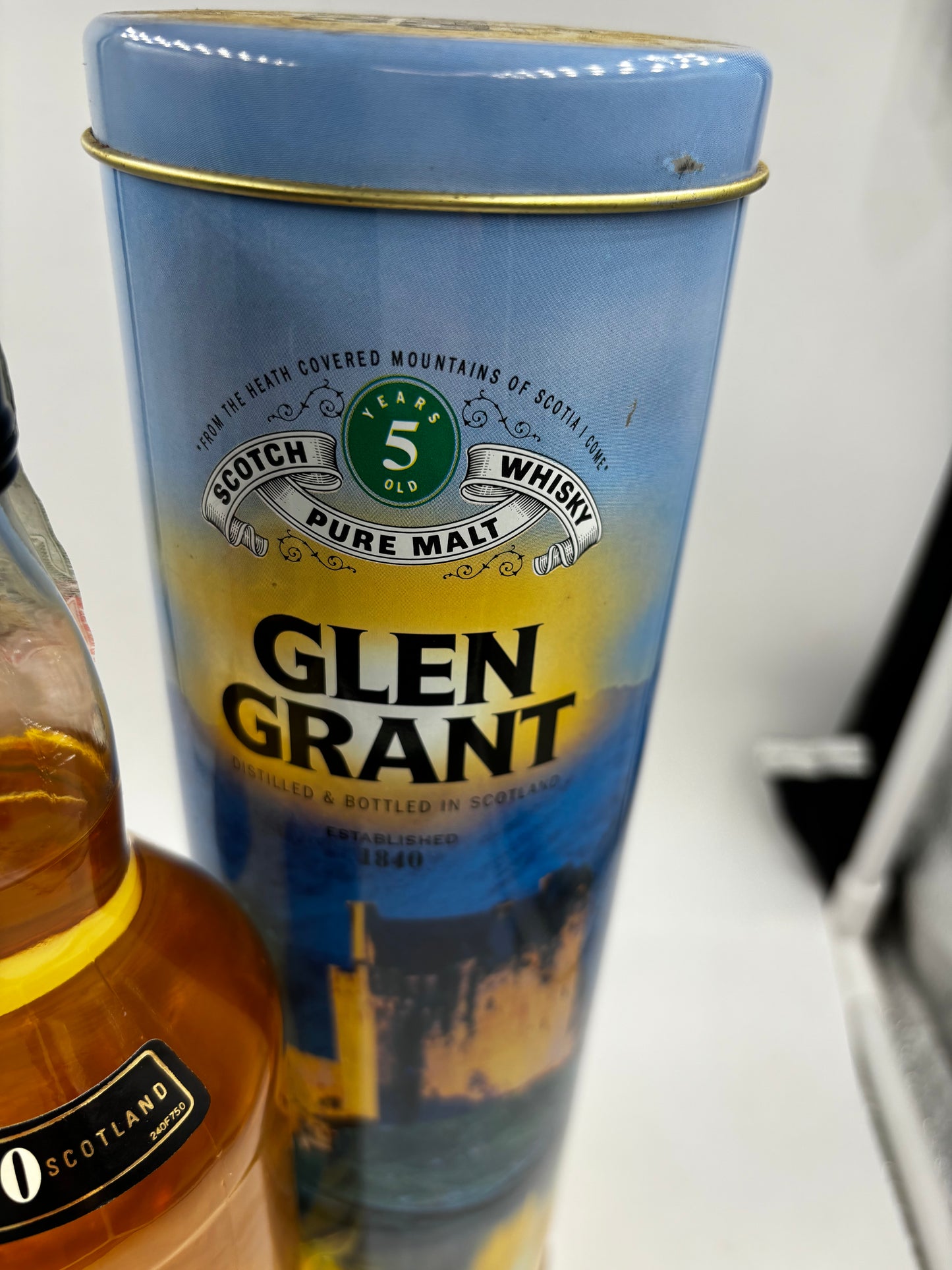 Glen Grant 5 Years Old Gift Box 1990's