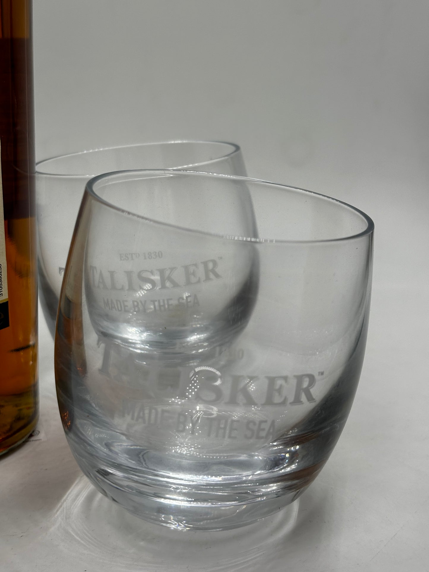 Talisker 10 years old Gift box with Glasses