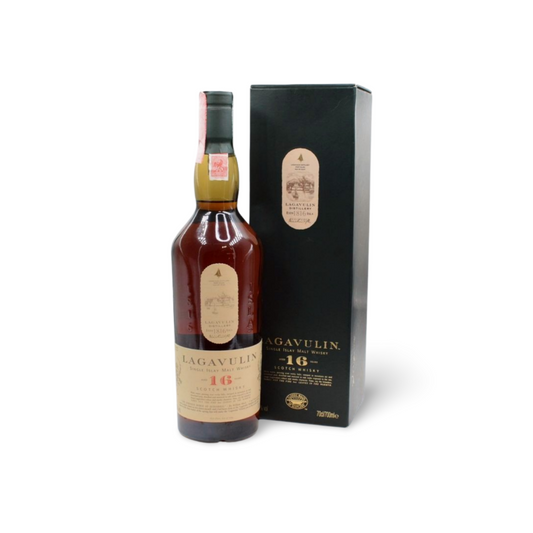 Lagavulin 16 years old Gift Box