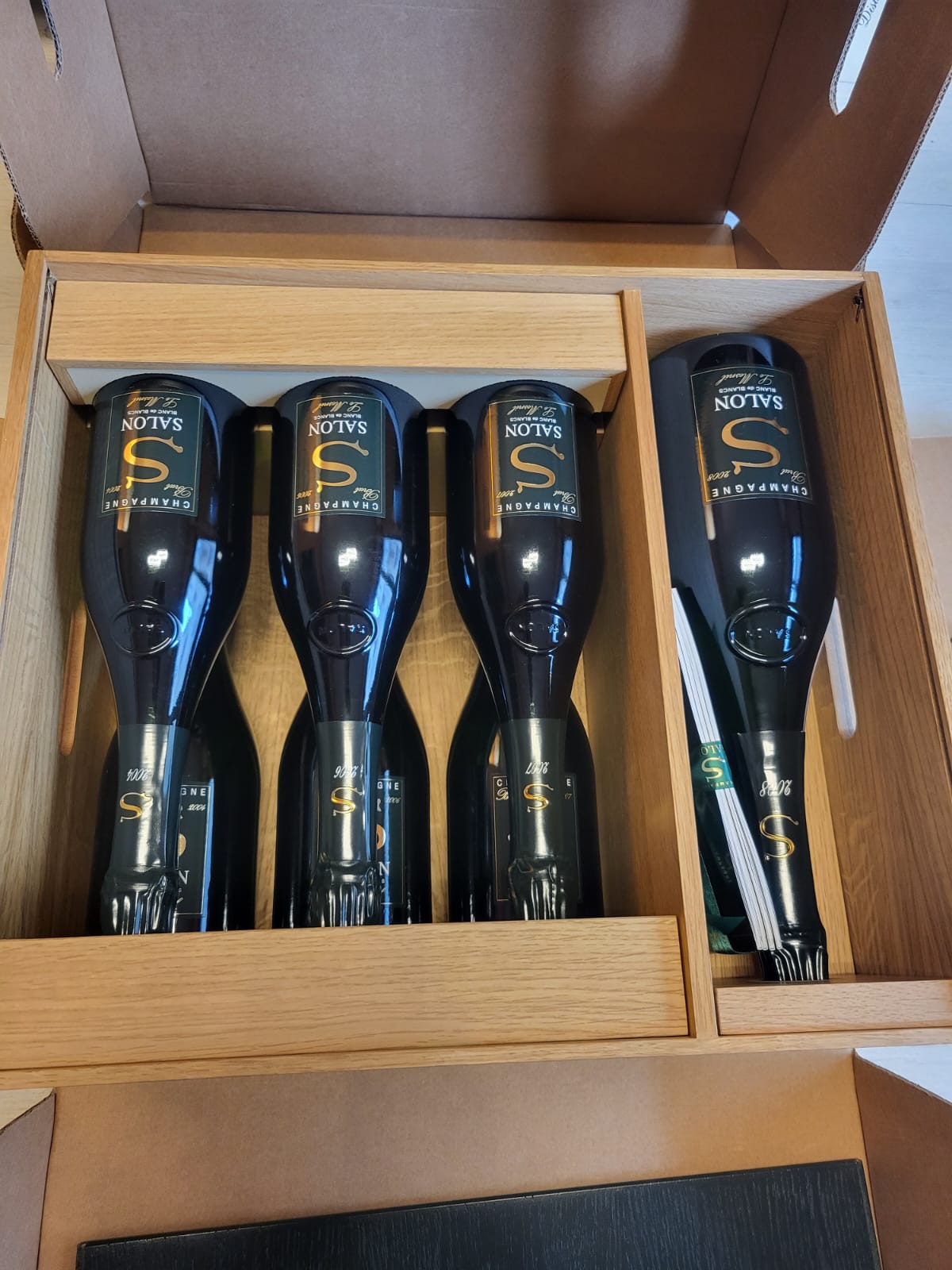 Cassa Salon Enoteque 2008 - 2006 - 2004 - 2007